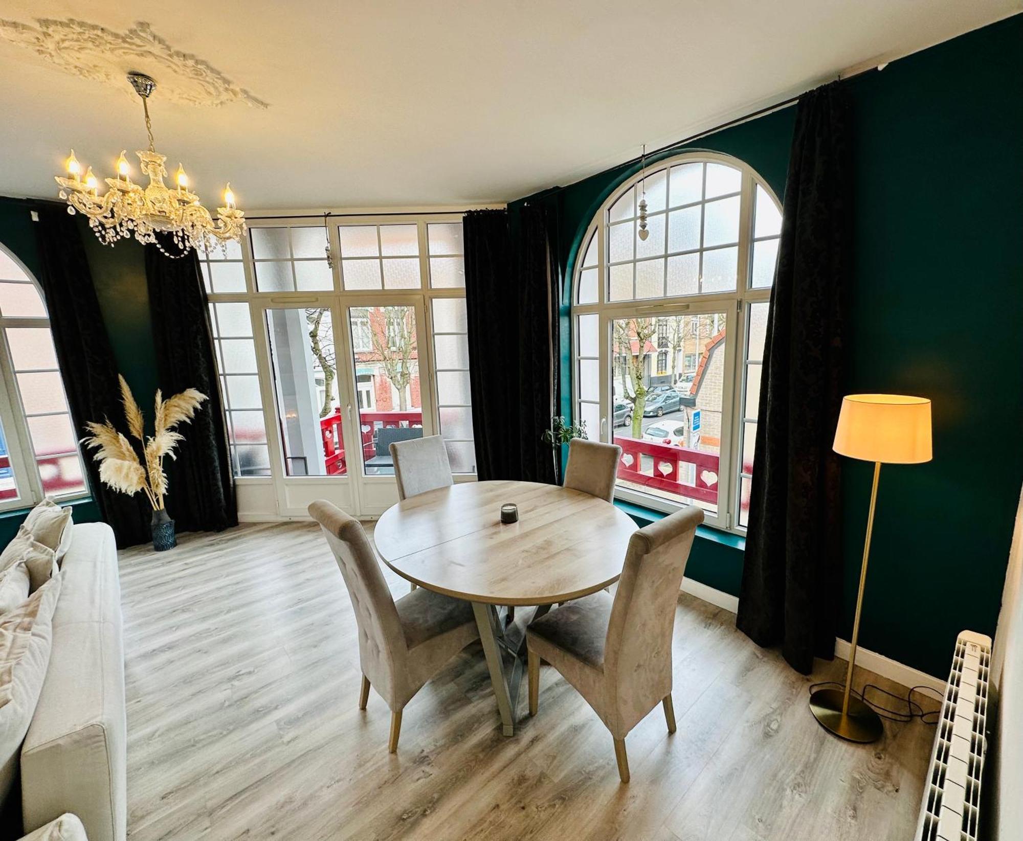 Appartement De Charme Avec Balcon - Villa Les Iris Dunkirk Eksteriør bilde