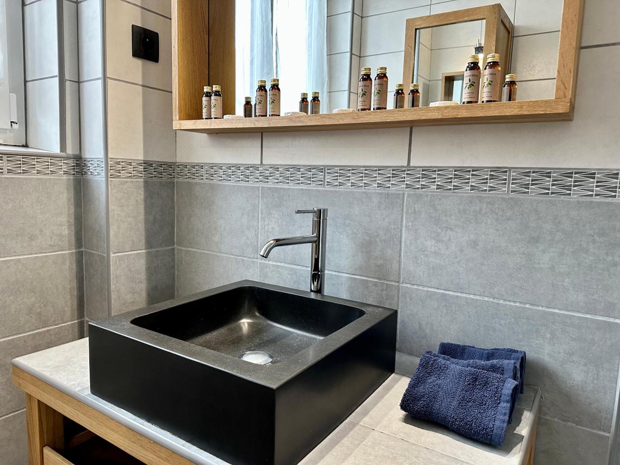 Appartement De Charme Avec Balcon - Villa Les Iris Dunkirk Eksteriør bilde